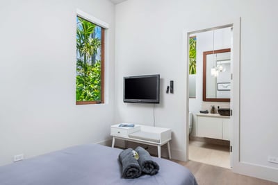 Luxury Villa Photo #33