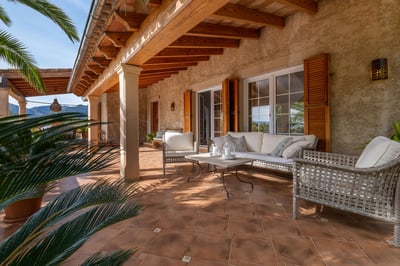 Luxury Villa Photo #7