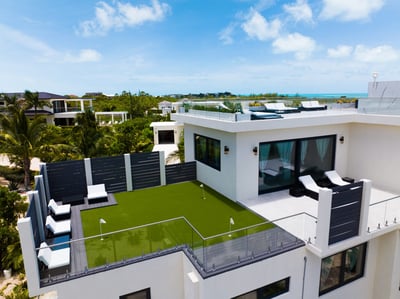 Luxury Villa Photo #9