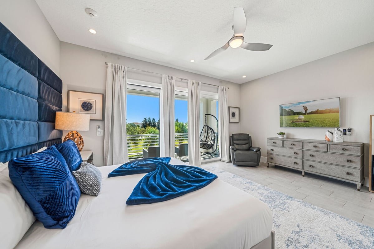 Reunion Tropical Retreat