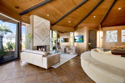Luxury Villa Photo #36