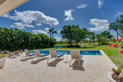 Luxury Villa Photo #7