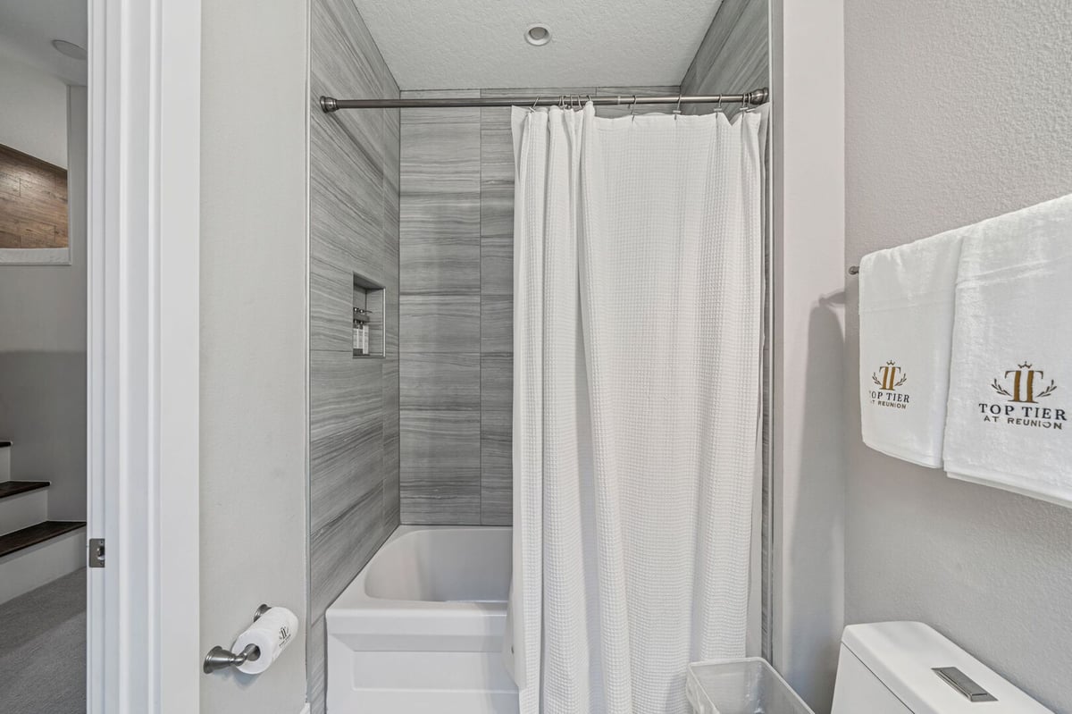 Reunion Tropical Retreat