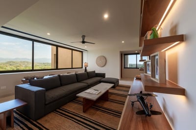 Luxury Villa Photo #14