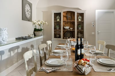 Luxury Villa Photo #8