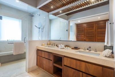 Luxury Villa Photo #84