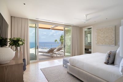 Luxury Villa Photo #30