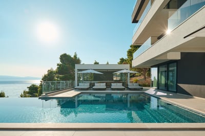 Luxury Villa Photo #15