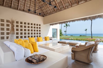 Luxury Villa Photo #11