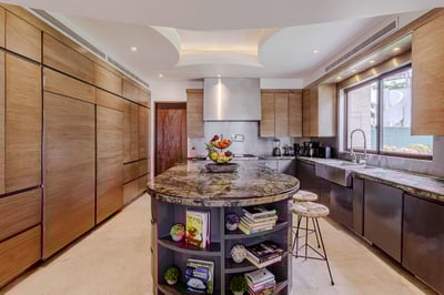 Luxury Villa Photo #24