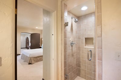 Luxury Villa Photo #36