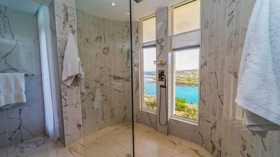 Luxury Villa Photo #45