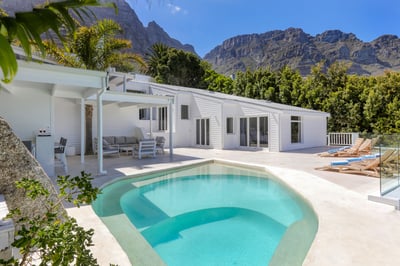 Luxury Villa Photo #14