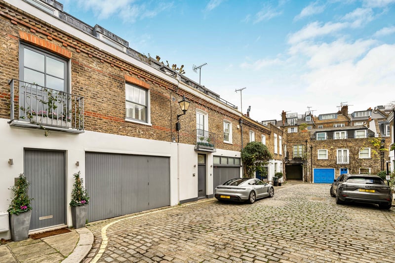 Pindock Mews