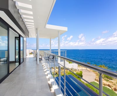Luxury Villa Photo #30