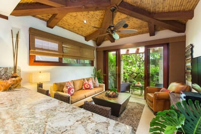 Luxury Villa Photo #33