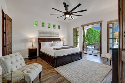 Luxury Villa Photo #24