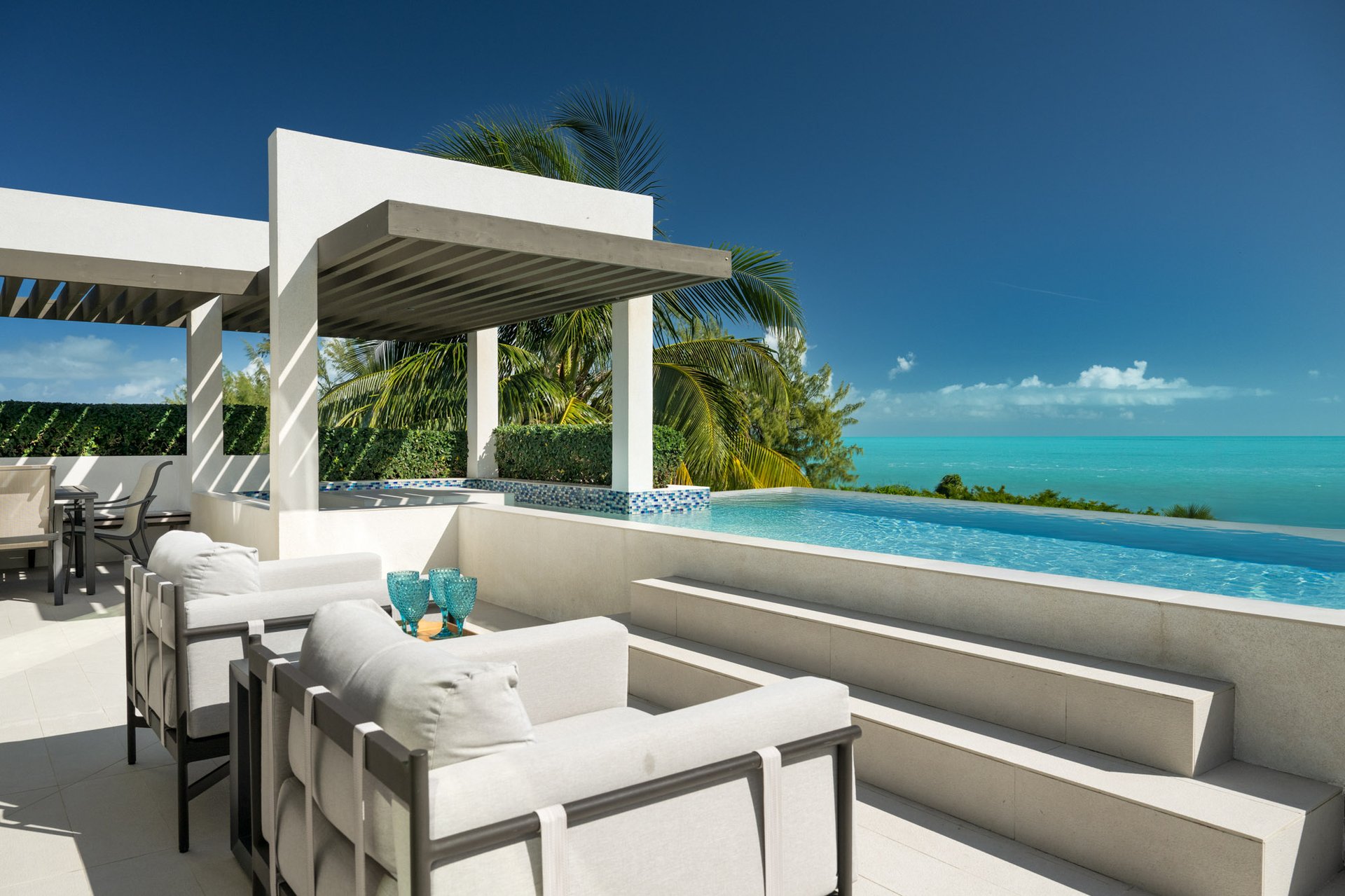 Goldfinger Villa - 1