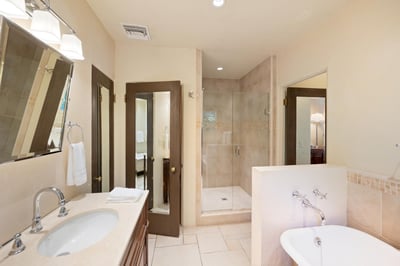 Luxury Villa Photo #31