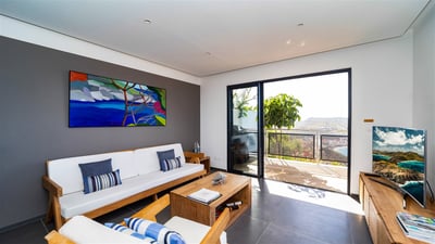 Luxury Villa Photo #13