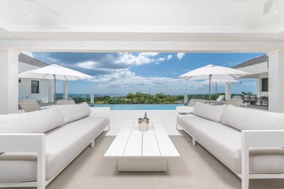Luxury Villa Photo #4
