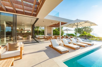 Luxury Villa Photo #12