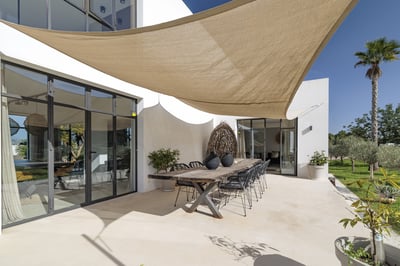 Luxury Villa Photo #8
