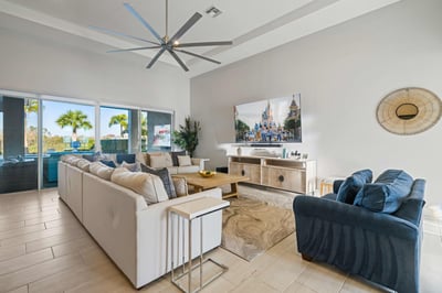 Luxury Villa Photo #21