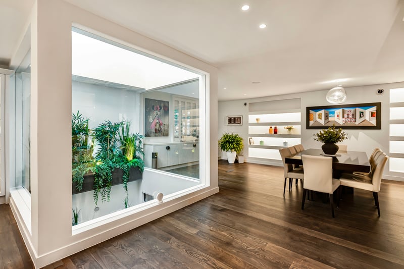 Pindock Mews