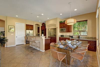 Luxury Villa Photo #9