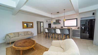 Luxury Villa Photo #19