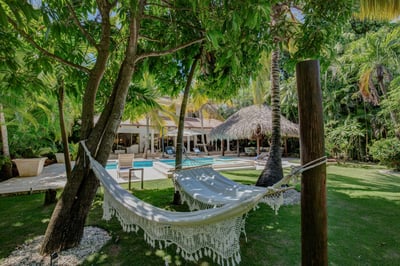 Luxury Villa Photo #17
