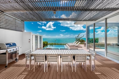 Luxury Villa Photo #14