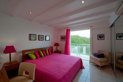 Luxury Villa Photo #20