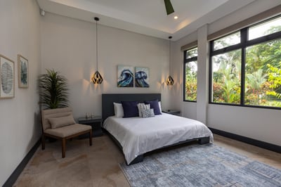 Luxury Villa Photo #25