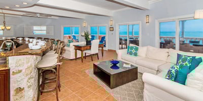 Luxury Villa Photo #13