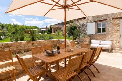 Luxury Villa Photo #7
