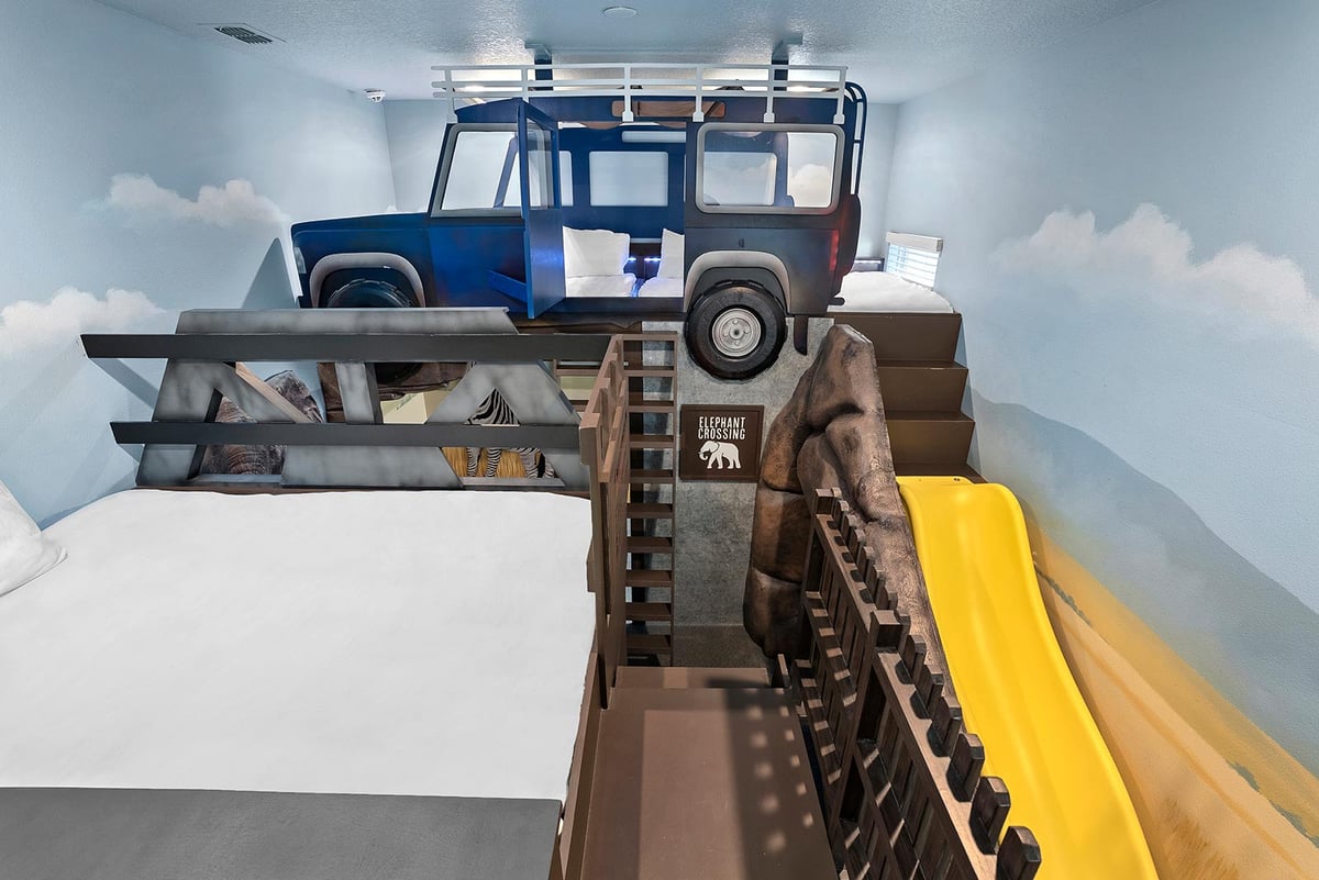 Safari Adventure at Villatel Village Solterra	