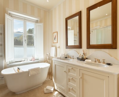 Luxury Villa Photo #15