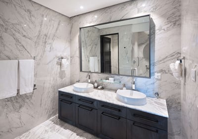 Luxury Villa Photo #30