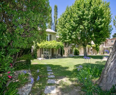 Luxury Villa Photo #6