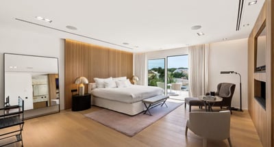 Luxury Villa Photo #19