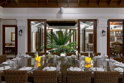 Luxury Villa Photo #12