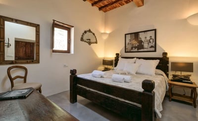 Luxury Villa Photo #27