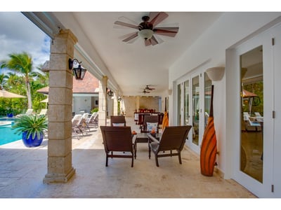 Luxury Villa Photo #8