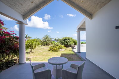 Luxury Villa Photo #37