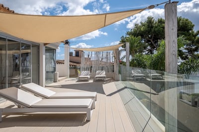 Luxury Villa Photo #36