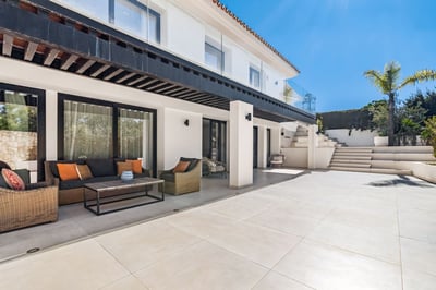Luxury Villa Photo #9