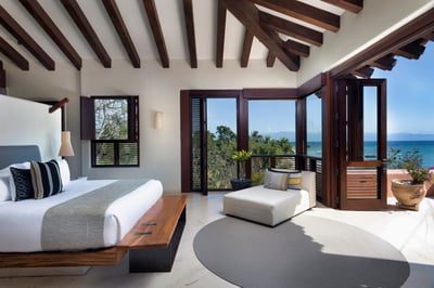 Luxury Villa Photo #33