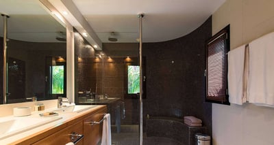 Luxury Villa Photo #25